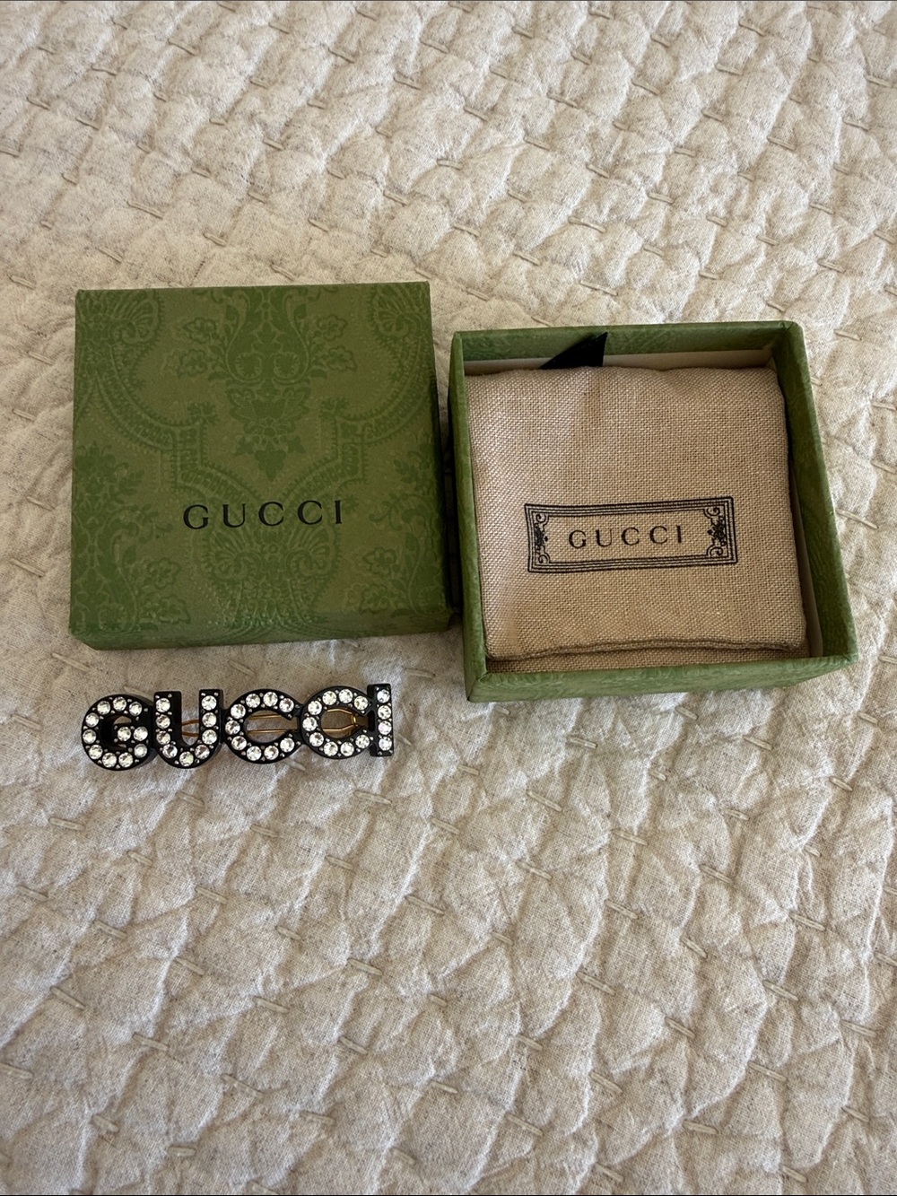 Gucci Women’s Logo Pin Brooch in Black with Clear Crystals